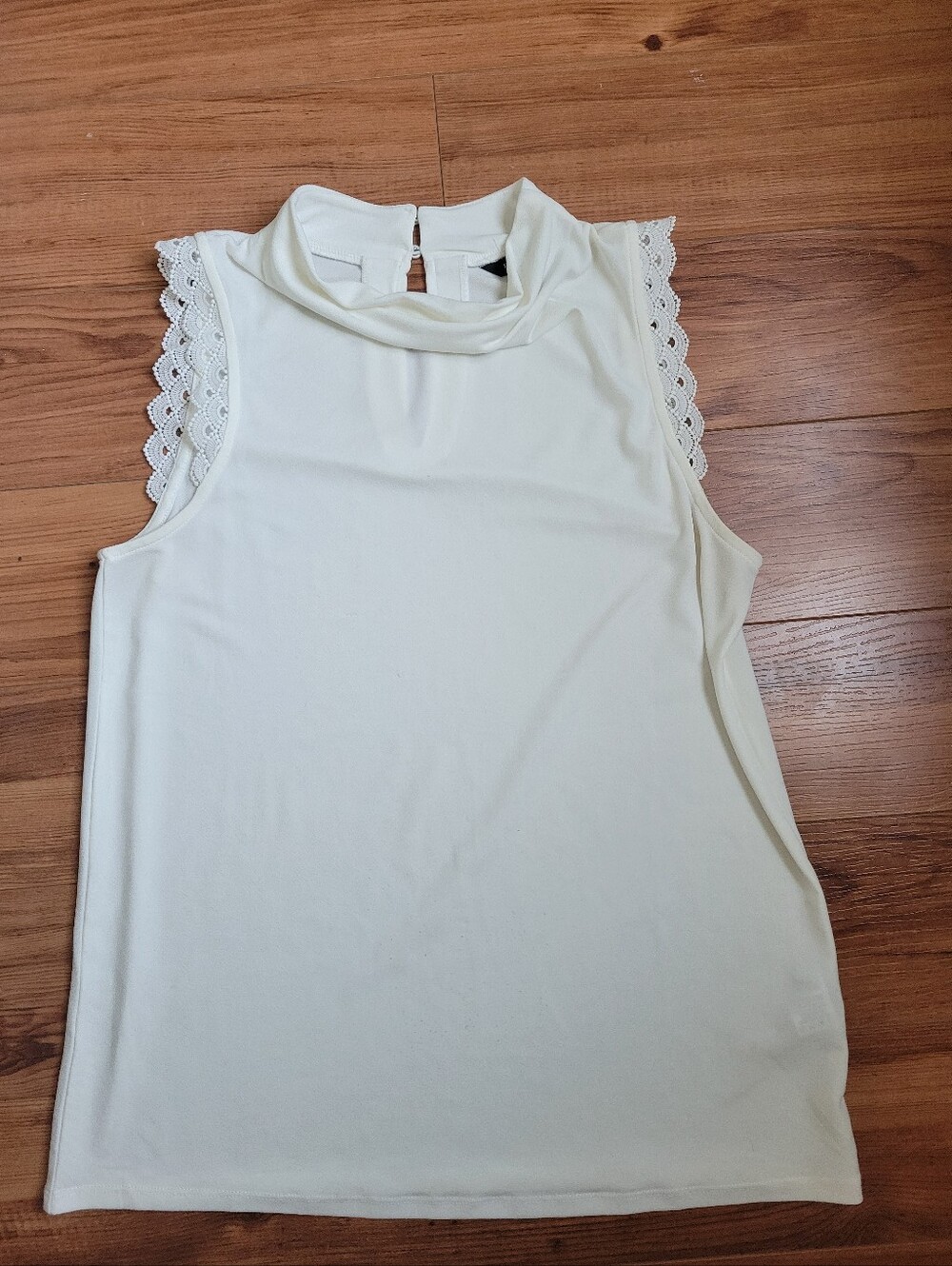RW&CO. Cream Sleeveless Mock Neck Top with Lace Trim